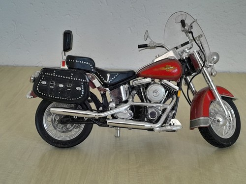 Großes modell motorrad harley - großes,